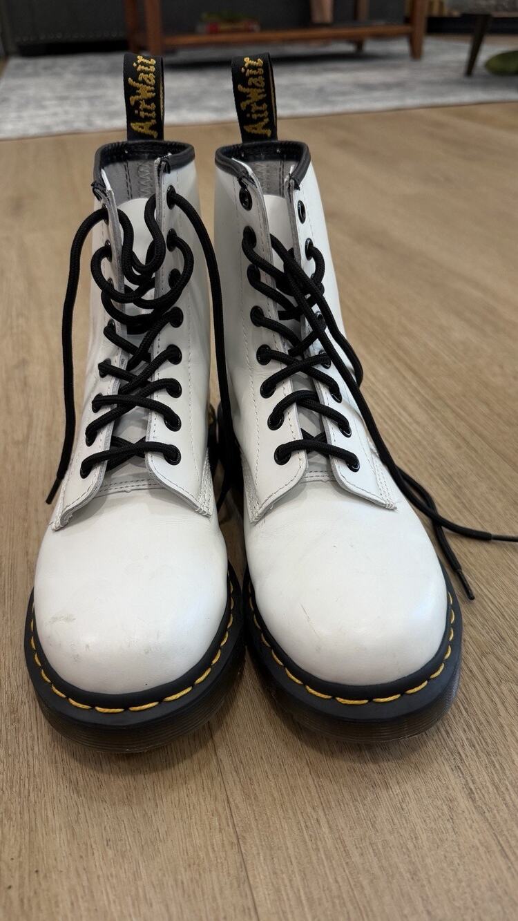 Dr Martens 1460 Women Size 7 Zavala Lace Up White Leather Combat Boots